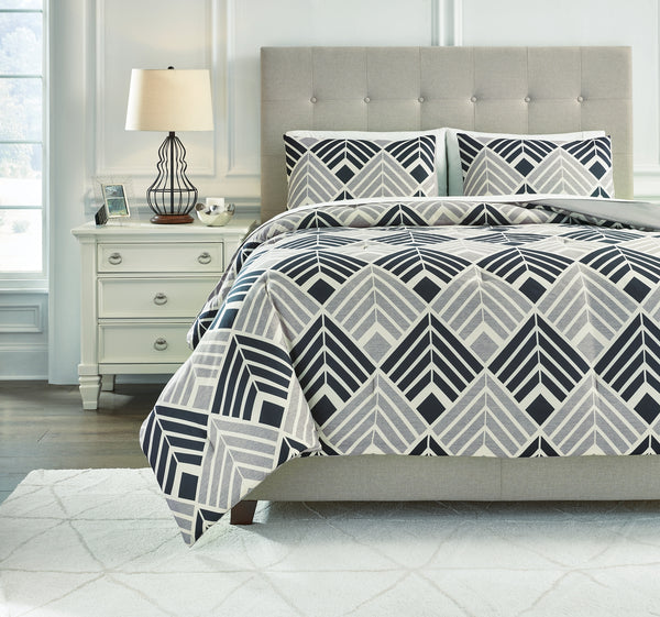 Ellowyn Queen Comforter Set